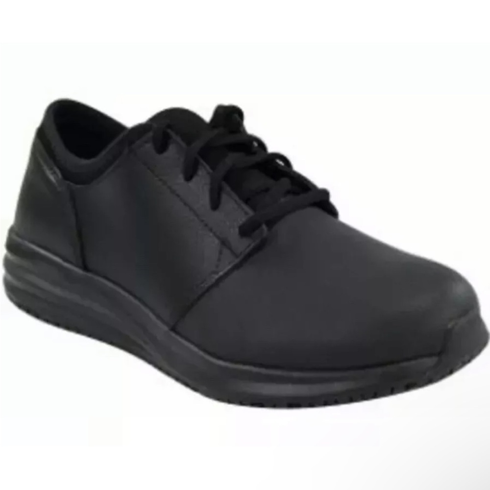 Tredsafe Womens slip resistant shoes Size 5 W